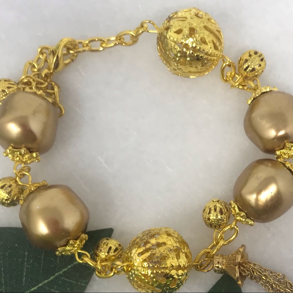 🔥Host Pick🔥Ladies Bracelet - Picture 1 of 16